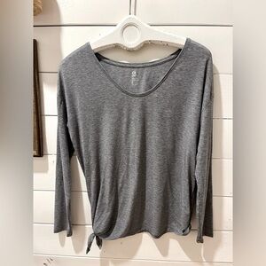 GAP Fit gray long sleeves T shirt size S